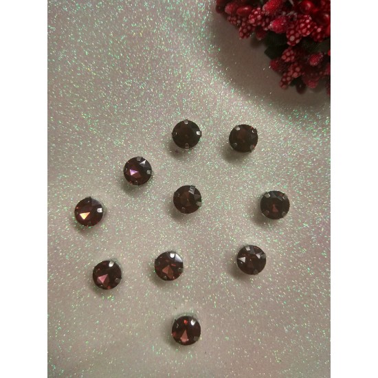 Стразы в цапах "Круг" цв. винный, цена за 1 шт